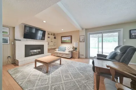 131 Reeve Drive Markham ON L3P 6C8