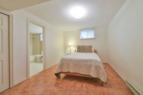 131 Reeve Drive Markham ON L3P 6C8