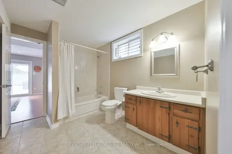 131 Reeve Drive Markham ON L3P 6C8