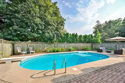 131 Reeve Drive Markham ON L3P 6C8