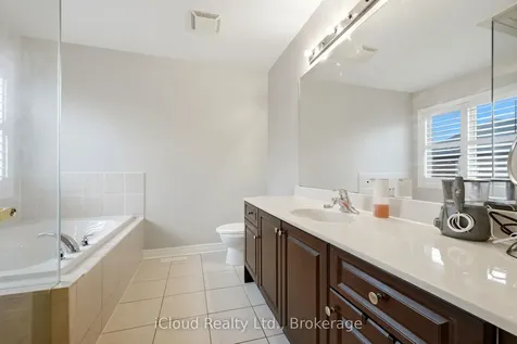23 Sweetner Drive Whitchurch-stouffville ON L4A 0L2