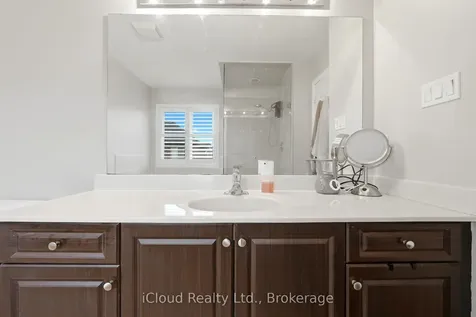 23 Sweetner Drive Whitchurch-stouffville ON L4A 0L2