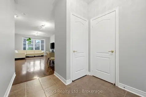 23 Sweetner Drive Whitchurch-stouffville ON L4A 0L2