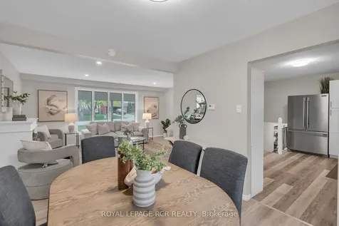 17 Cummings Road Bradford West Gwillimbury ON L0G 1B0