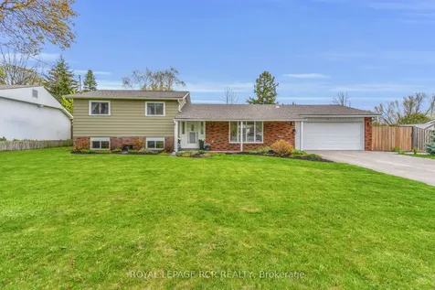 17 Cummings Road Bradford West Gwillimbury ON L0G 1B0
