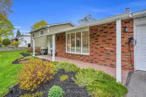 17 Cummings Road Bradford West Gwillimbury ON L0G 1B0