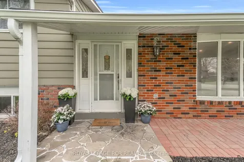 17 Cummings Road Bradford West Gwillimbury ON L0G 1B0