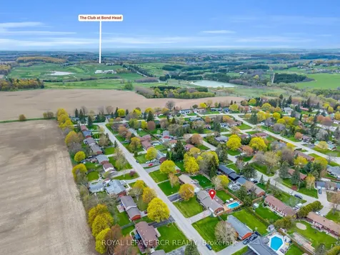 17 Cummings Road Bradford West Gwillimbury ON L0G 1B0