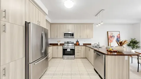 32 Tay Boulevard Bradford West Gwillimbury ON L3Z 0W5