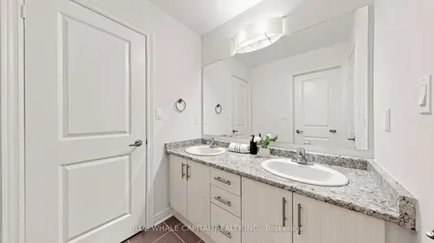 32 Tay Boulevard Bradford West Gwillimbury ON L3Z 0W5