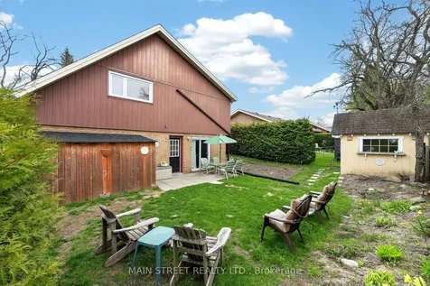 3 Meadowlands Drive Brock ON L0E 1E0