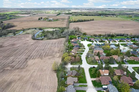3 Meadowlands Drive Brock ON L0E 1E0