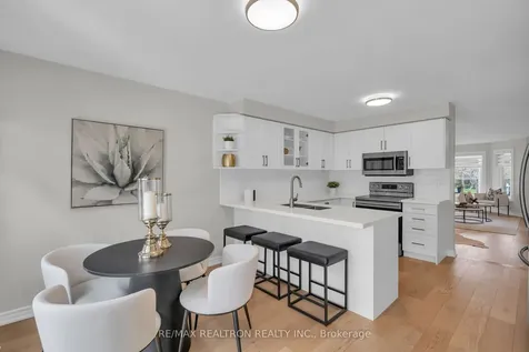 7 Thornlodge Drive Georgina ON L4P 4A3