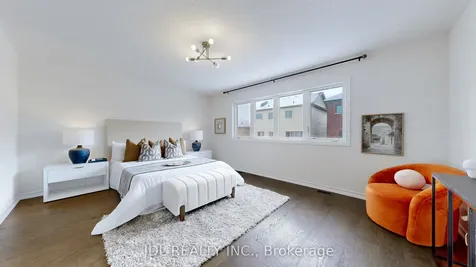 103 Connell Drive Georgina ON L4P 0K3