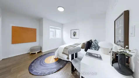 103 Connell Drive Georgina ON L4P 0K3