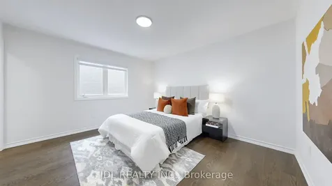 103 Connell Drive Georgina ON L4P 0K3