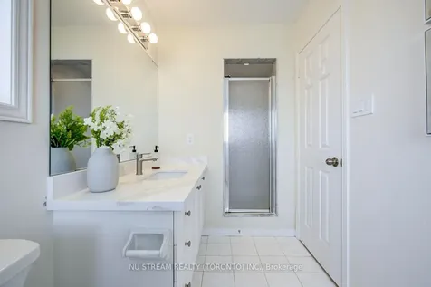 58 Rideau Drive Richmond Hill ON L4B 4P3