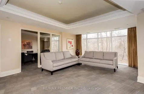 8201 Islington Avenue Vaughan ON L4L 9S6