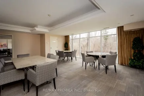 8201 Islington Avenue Vaughan ON L4L 9S6