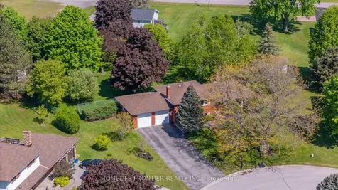 40 Delta Crescent East Gwillimbury ON L9N 1G4