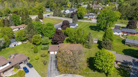 40 Delta Crescent East Gwillimbury ON L9N 1G4