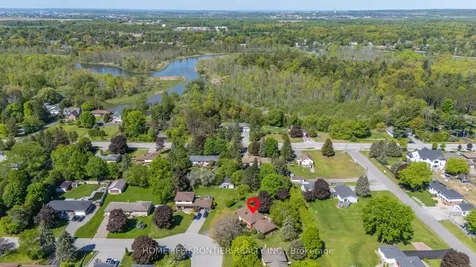 40 Delta Crescent East Gwillimbury ON L9N 1G4