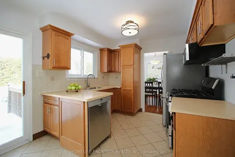40 Delta Crescent East Gwillimbury ON L9N 1G4