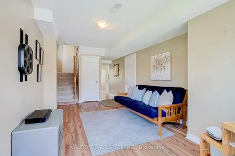 580 Legresley Lane Newmarket ON L3Y 8R8