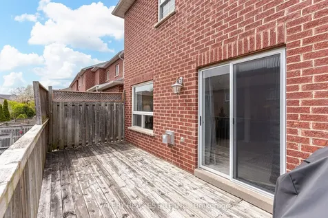 580 Legresley Lane Newmarket ON L3Y 8R8