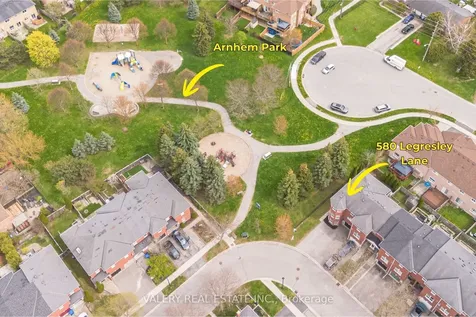 580 Legresley Lane Newmarket ON L3Y 8R8