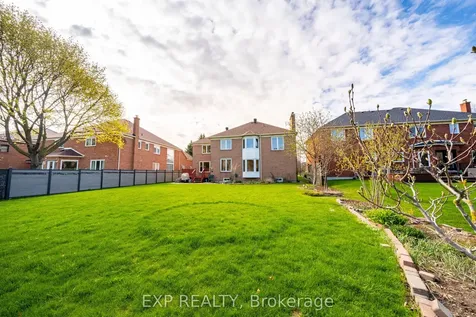 38 Boake Trail Richmond Hill ON L4B 2H1