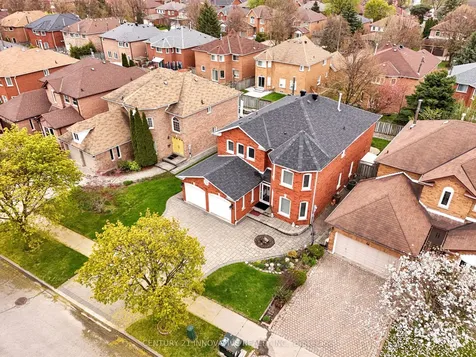 42 Kevi Crescent Richmond Hill ON L4B 3C8