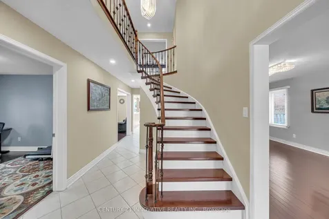 42 Kevi Crescent Richmond Hill ON L4B 3C8