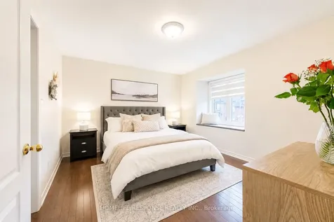 15 Old Colony Road Richmond Hill ON L4E 4L5