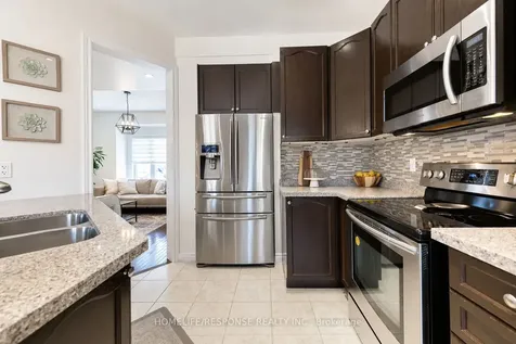 15 Old Colony Road Richmond Hill ON L4E 4L5