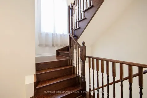 15 Old Colony Road Richmond Hill ON L4E 4L5