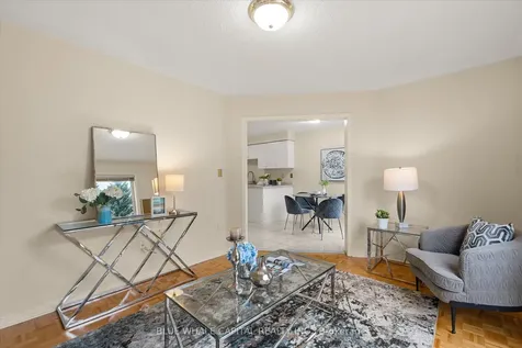 143 Hertford Crescent Markham ON L3S 3R4