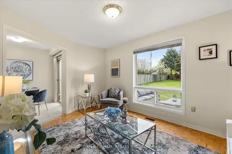 143 Hertford Crescent Markham ON L3S 3R4