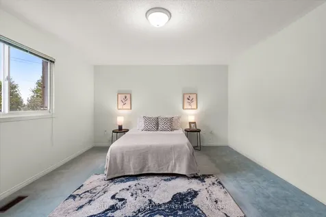 143 Hertford Crescent Markham ON L3S 3R4