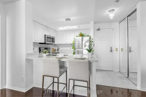 330 Red Maple Road Richmond Hill ON L4C 0T6