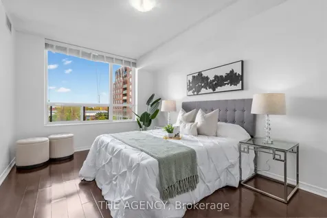 330 Red Maple Road Richmond Hill ON L4C 0T6