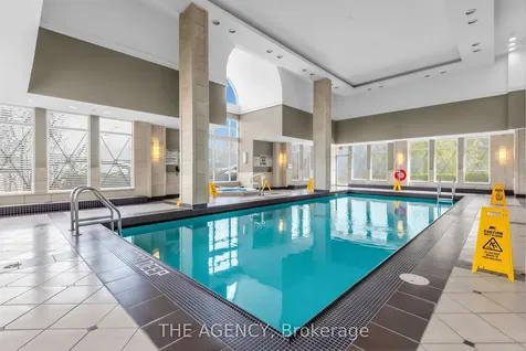 330 Red Maple Road Richmond Hill ON L4C 0T6