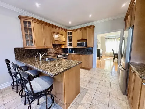 42 Deer Ridge Road Uxbridge ON L0C 1A0