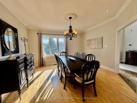 42 Deer Ridge Road Uxbridge ON L0C 1A0
