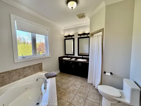 42 Deer Ridge Road Uxbridge ON L0C 1A0