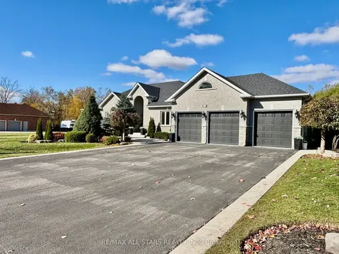 42 Deer Ridge Road Uxbridge ON L0C 1A0