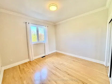 42 Deer Ridge Road Uxbridge ON L0C 1A0