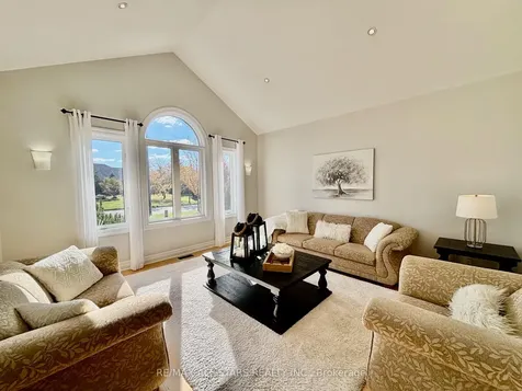 42 Deer Ridge Road Uxbridge ON L0C 1A0