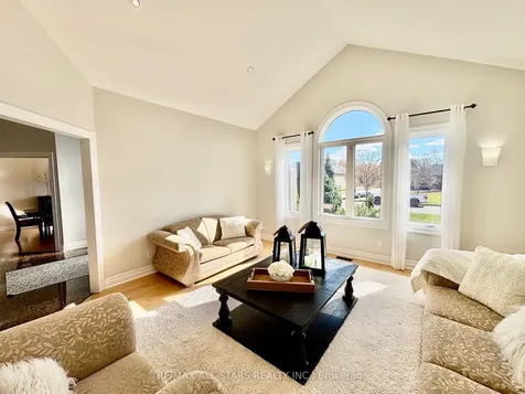 42 Deer Ridge Road Uxbridge ON L0C 1A0