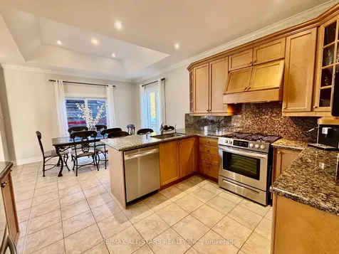 42 Deer Ridge Road Uxbridge ON L0C 1A0